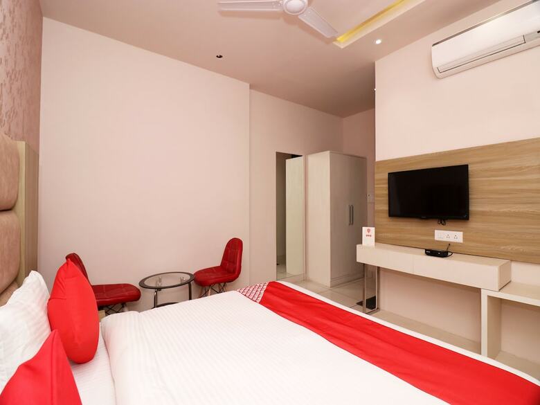 Hotel Oyo 26833 Cabana