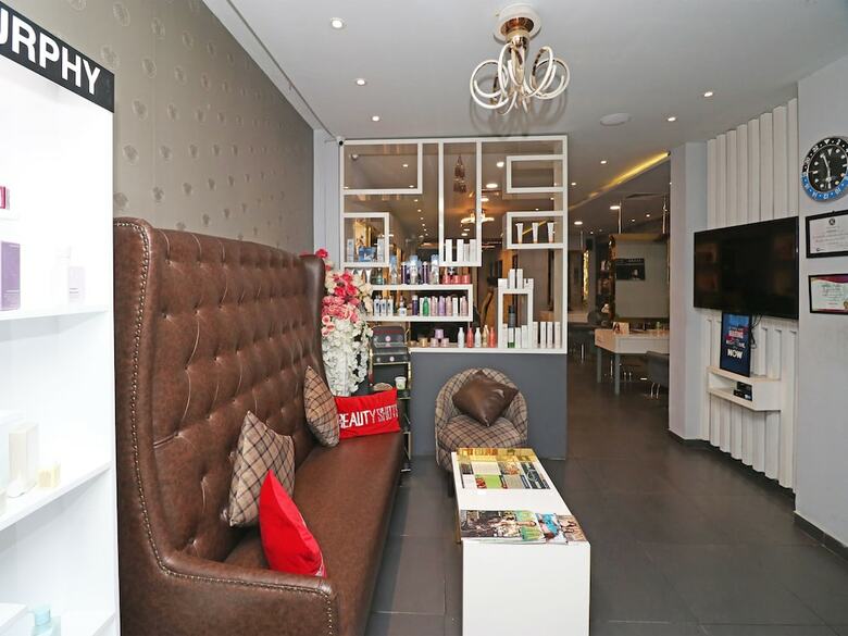 Hotel Oyo 26833 Cabana