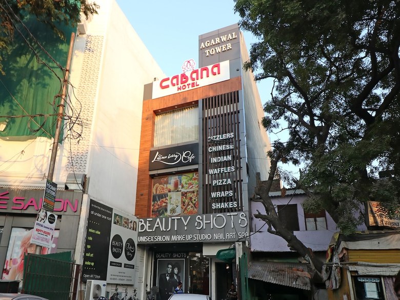 Hotel Oyo 26833 Cabana
