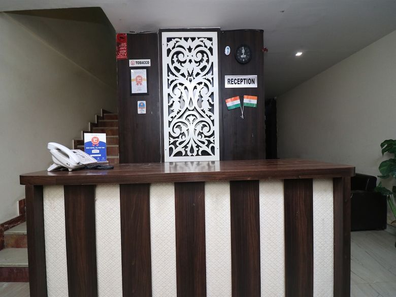 Oyo 23595 Hotel Tajway Inn