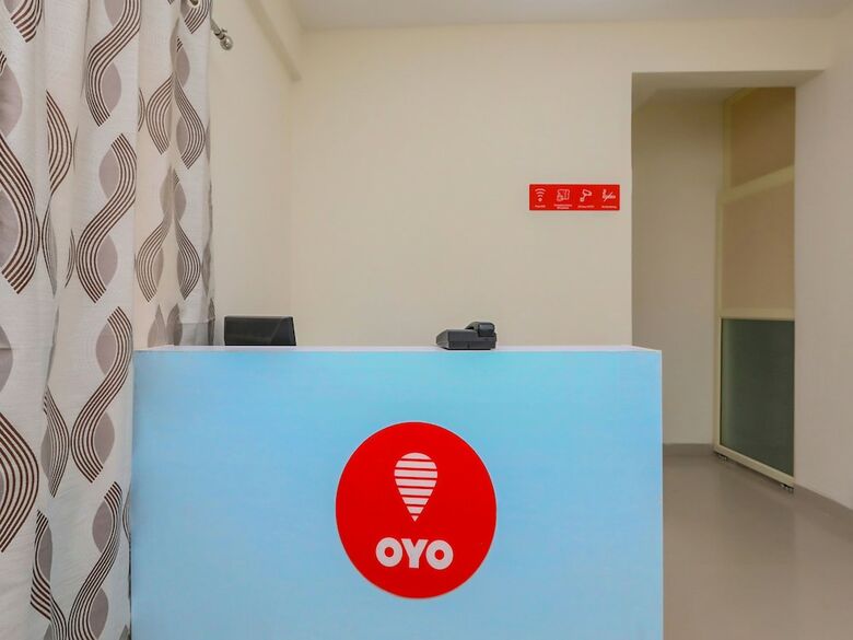 Hotel Oyo 18600 Krish Lakeside Comforts