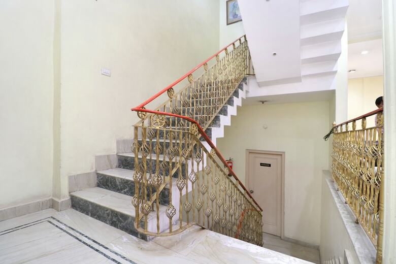 Oyo 24073 Hotel Hari Darshan