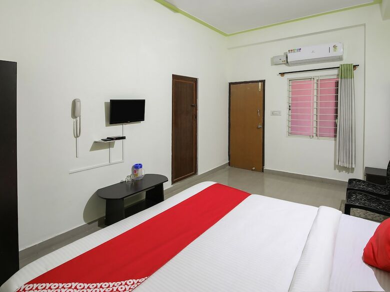 Hotel Oyo 18929 Karanji Residency