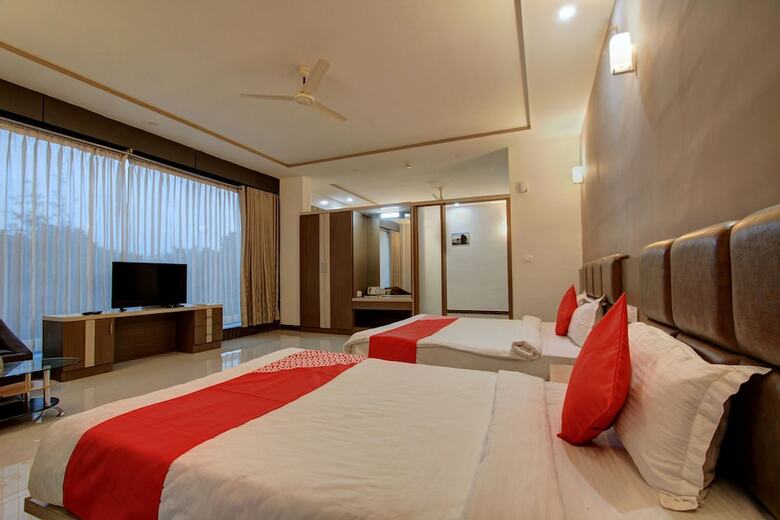 Hotel Oyo 22765 Parkview Inn