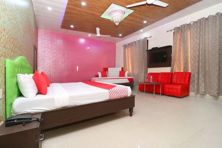 Oyo 24417 Hotel Seven Inn