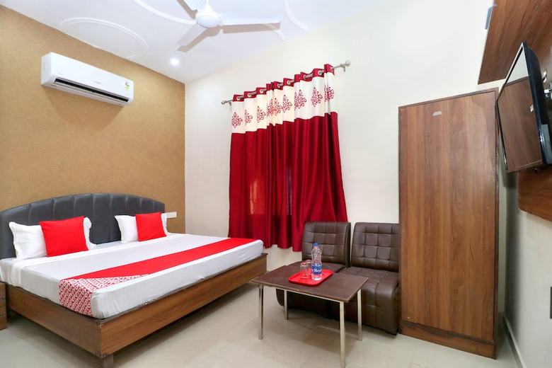 Oyo 24417 Hotel Seven Inn
