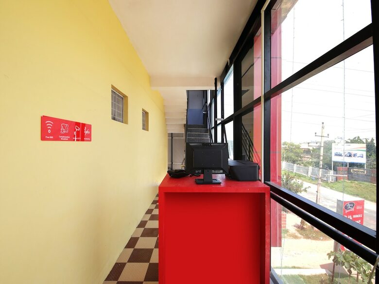 Hotel Oyo 19926 S B R Residence
