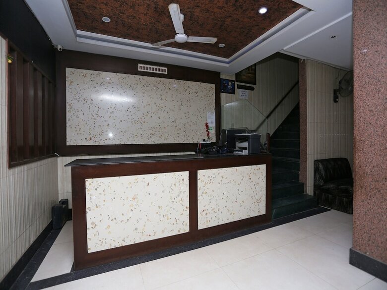 Hotel Oyo 22507 Anjuman