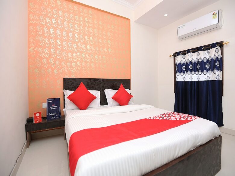 Oyo 19802 Hotel Anant Plaza