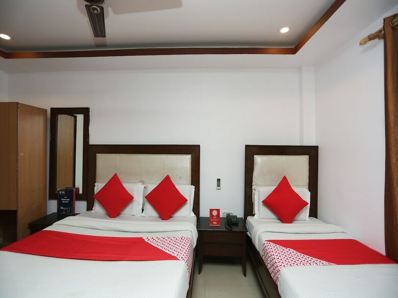 Hotel Oyo 26745 Log Inn