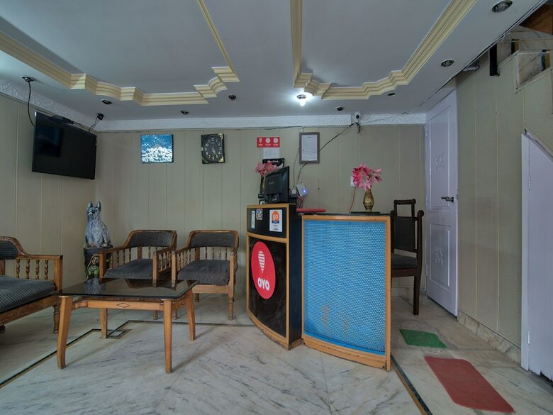 Oyo 7025 Hotel Lake View