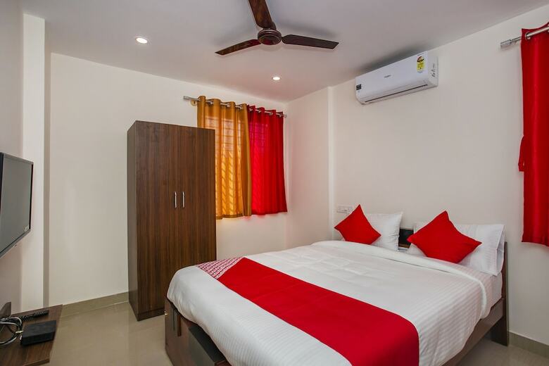 Oyo 22490 Hotel Paradise Inn