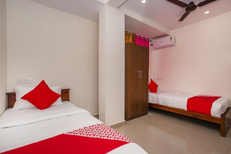 Oyo 22490 Hotel Paradise Inn