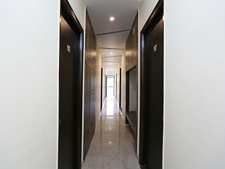 Hotel Oyo 15733 A-1 Residency