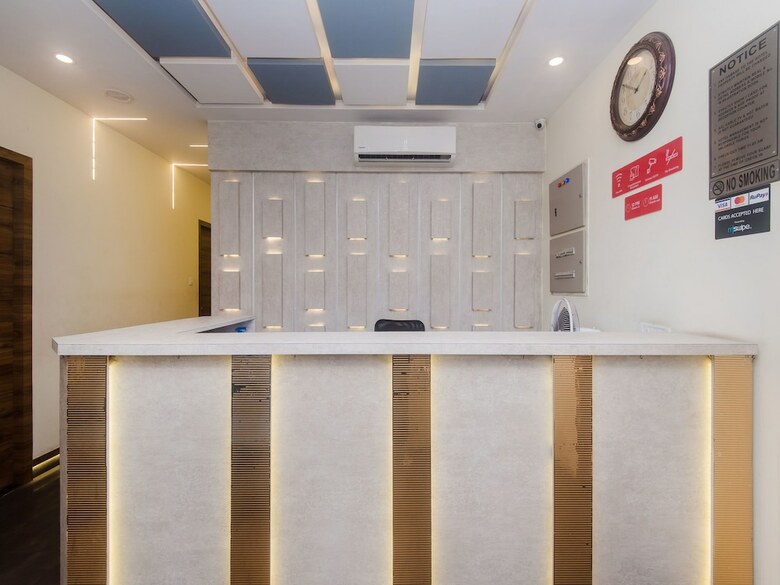 Hotel Oyo 17338 Shree Krishna Paradise