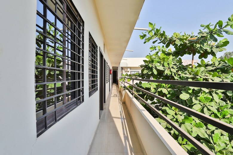 Oyo 22551 Hotel Ssv