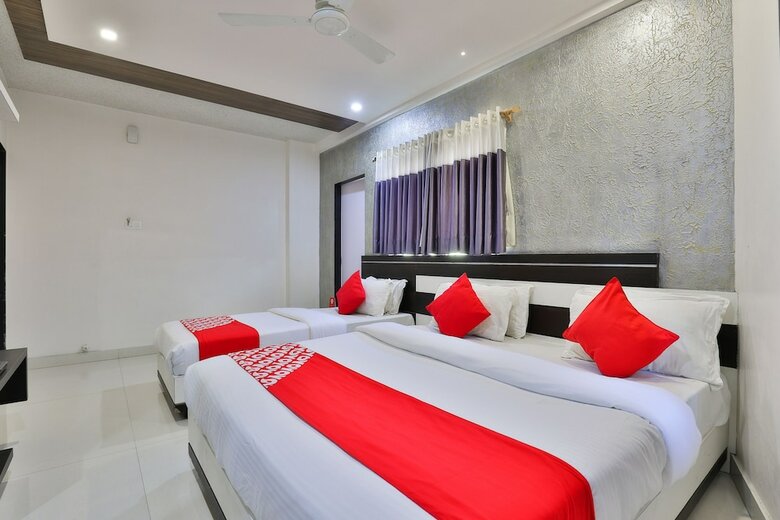 Hotel Oyo 18807 Vrajbhoomi
