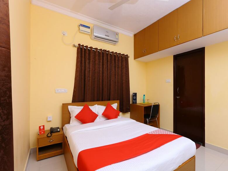 Hotel Oyo 14707 Micasa