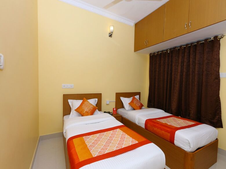 Hotel Oyo 14707 Micasa