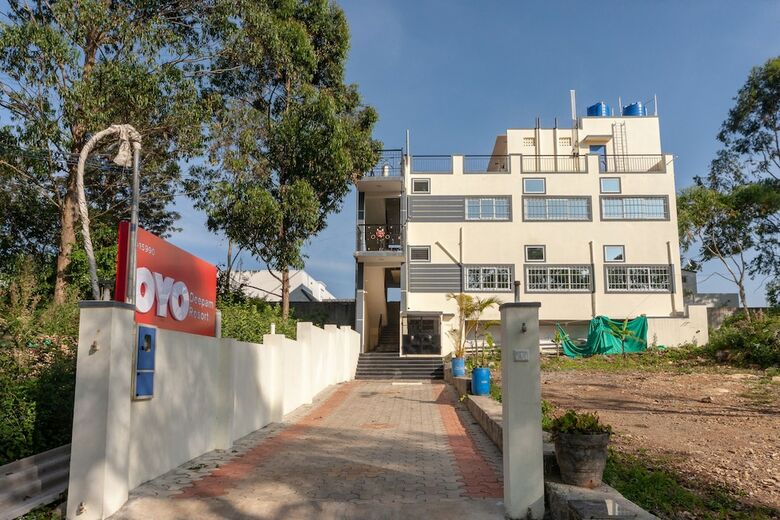 Hotel Oyo 15990 Deepam Resort