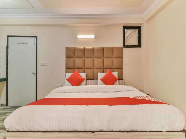 Hotel Oyo 23424 Clink