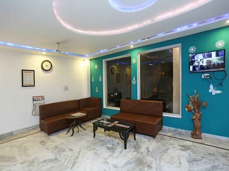 Oyo 19881 Hotel Ganpati Agra