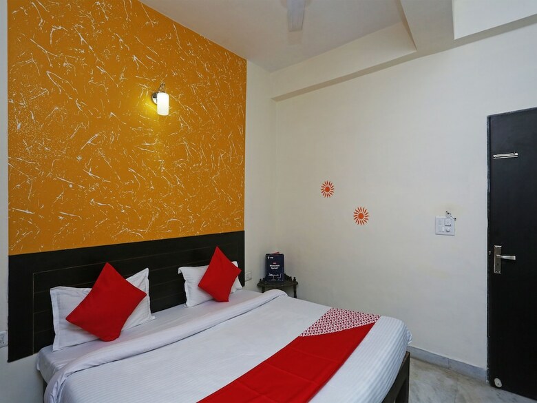 Oyo 19881 Hotel Ganpati Agra