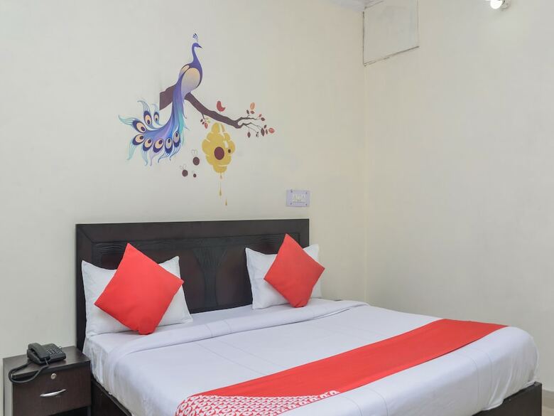 Hotel Oyo 24905 Attrap@209
