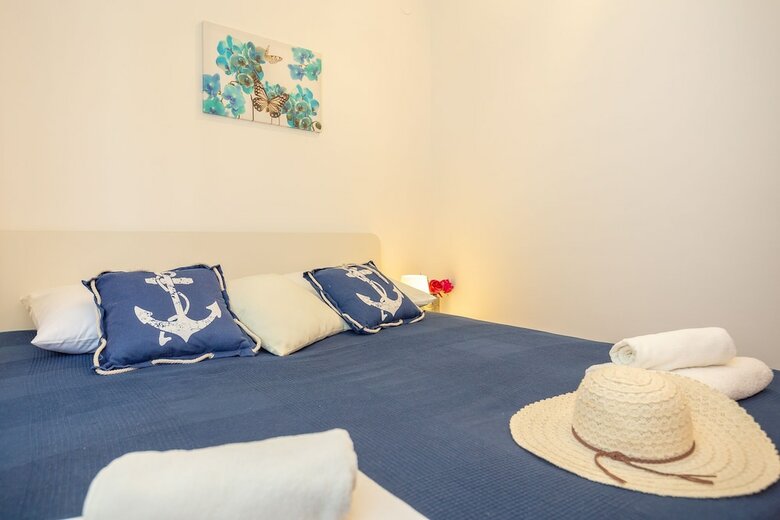 Apartments Mondo