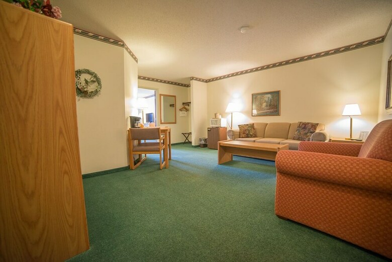 Motel River Valley Inn & Suites
