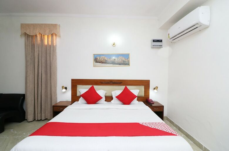 Hotel Oyo 25106 Swastik Hospitality