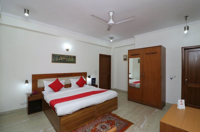Hotel Oyo 25106 Swastik Hospitality