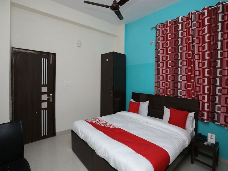 Hotel Oyo 14634 Star Guest House