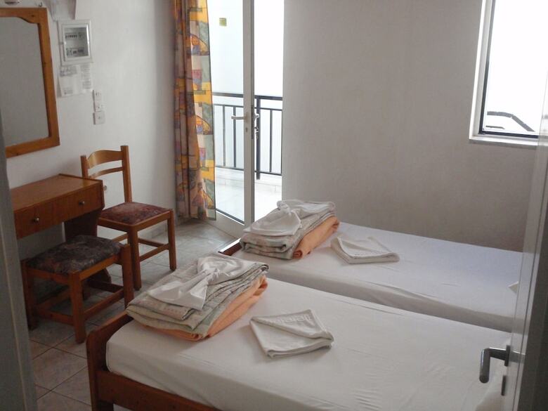Apartamentos Niriis Hotel