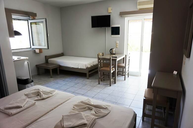 Apartamentos Niriis Hotel