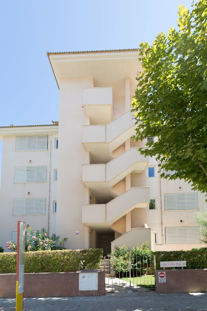 Apartamentos Oros Melesigeni