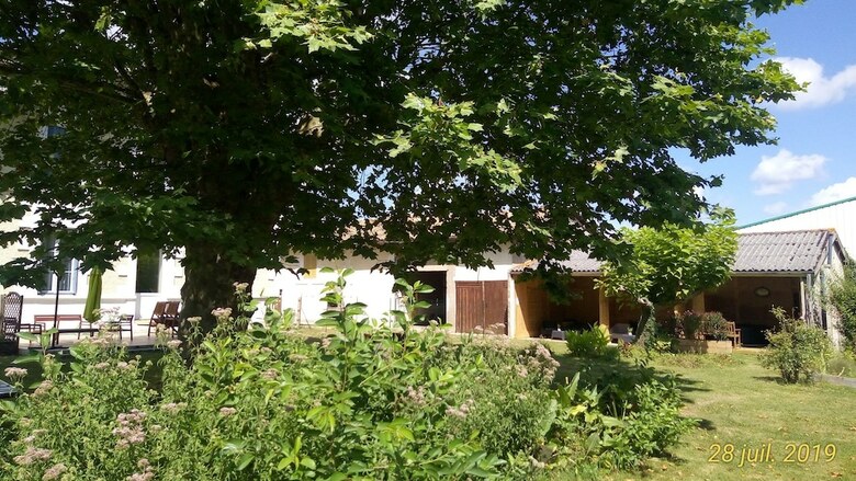 Hotel Chambre D'h�tes Montplaisir