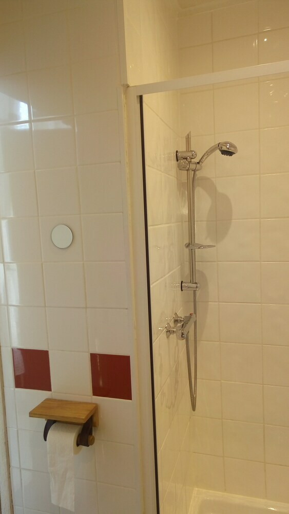 Hotel Chambre D'h�tes Montplaisir