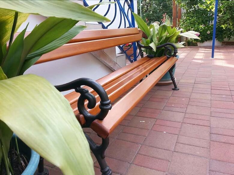 Angelas Apartments