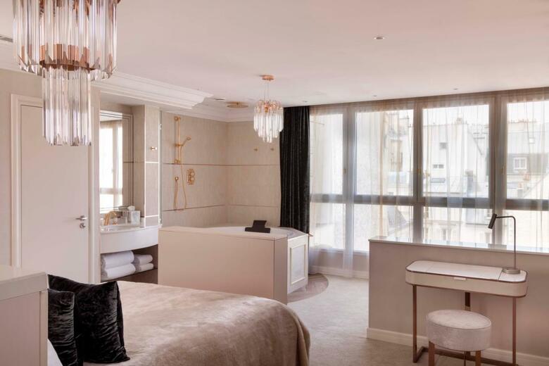 Paris J'adore Hotel & Spa