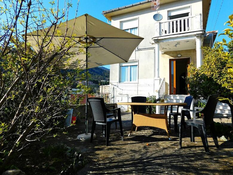 Apartamento Villa Unifamiliare Con Posto Auto