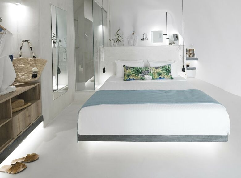 Edem Luxury Hotel Santorini Finikia