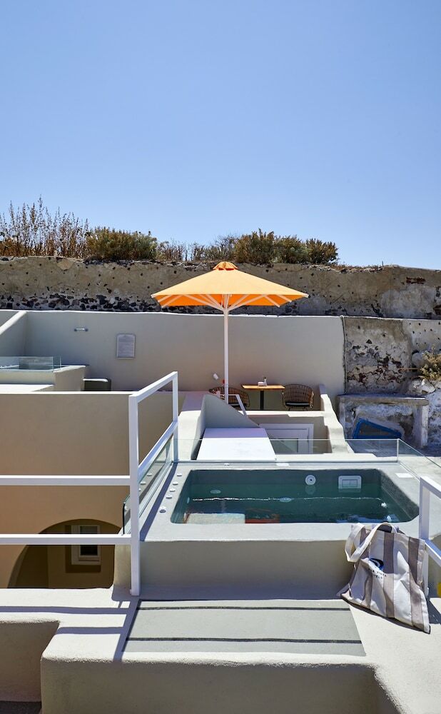 Edem Luxury Hotel Santorini Finikia