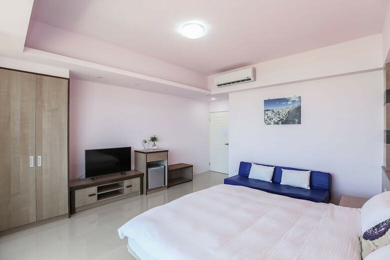 Jhong Sia Yuan B&B