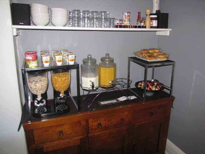 Hotel Ashmira Guest House