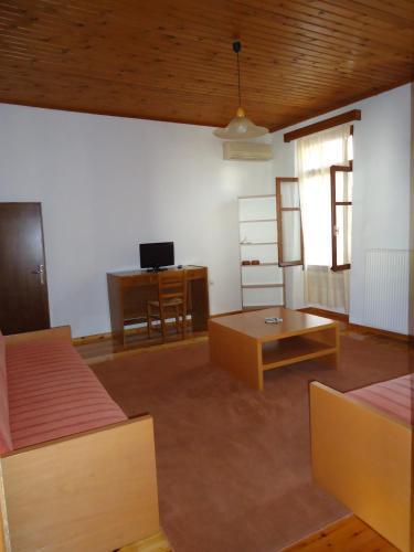 Lilys Apartments