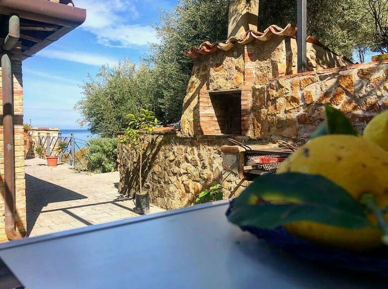 Villa Stone