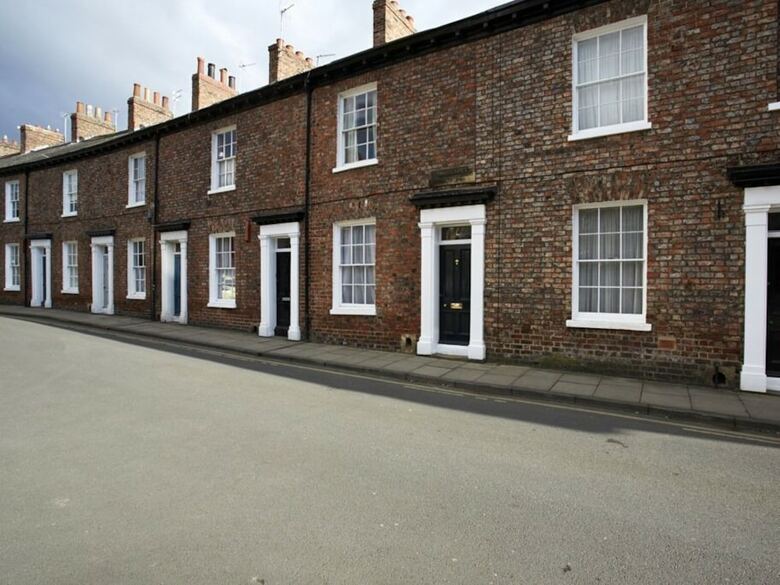 27 George Street