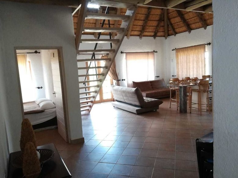 Posada African Explorer Private Game Lodge