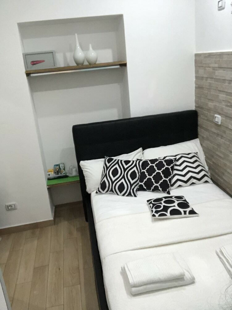 Hotel Marla Rooms